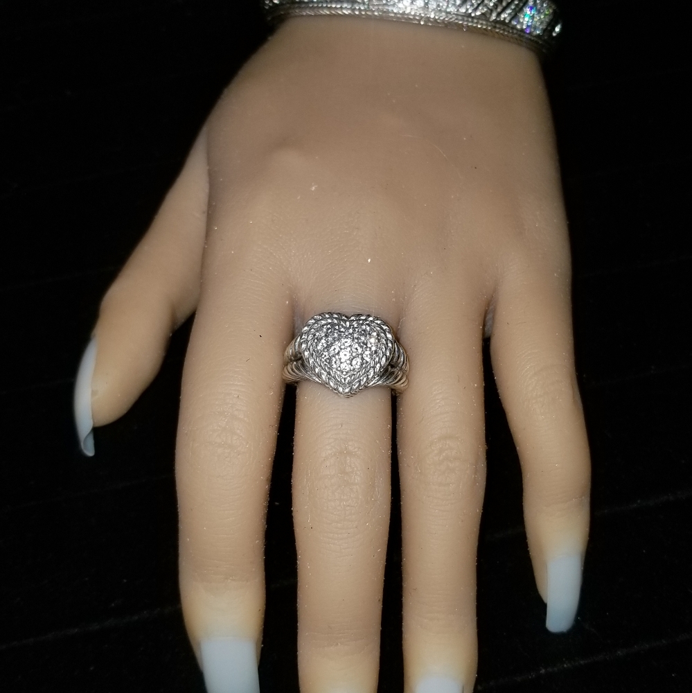 Judith Ripka Sterling Silver Cubic Zirconia Heart Cable Ring size 7
